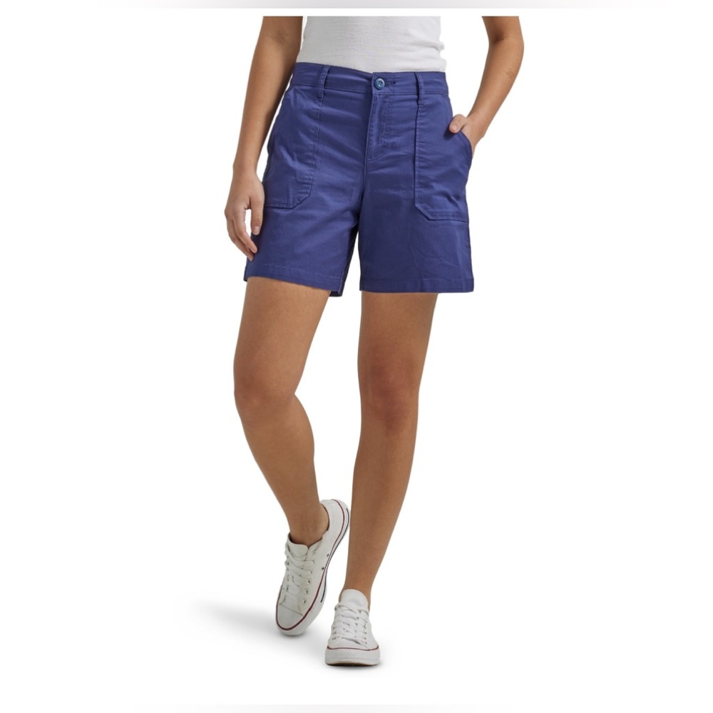 Lee® Women's Mid Rise 7" Utility Short